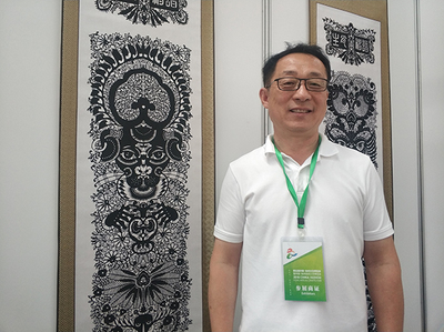 徐州文博会 大师云集绘锦绣，山花绽放耀彭城